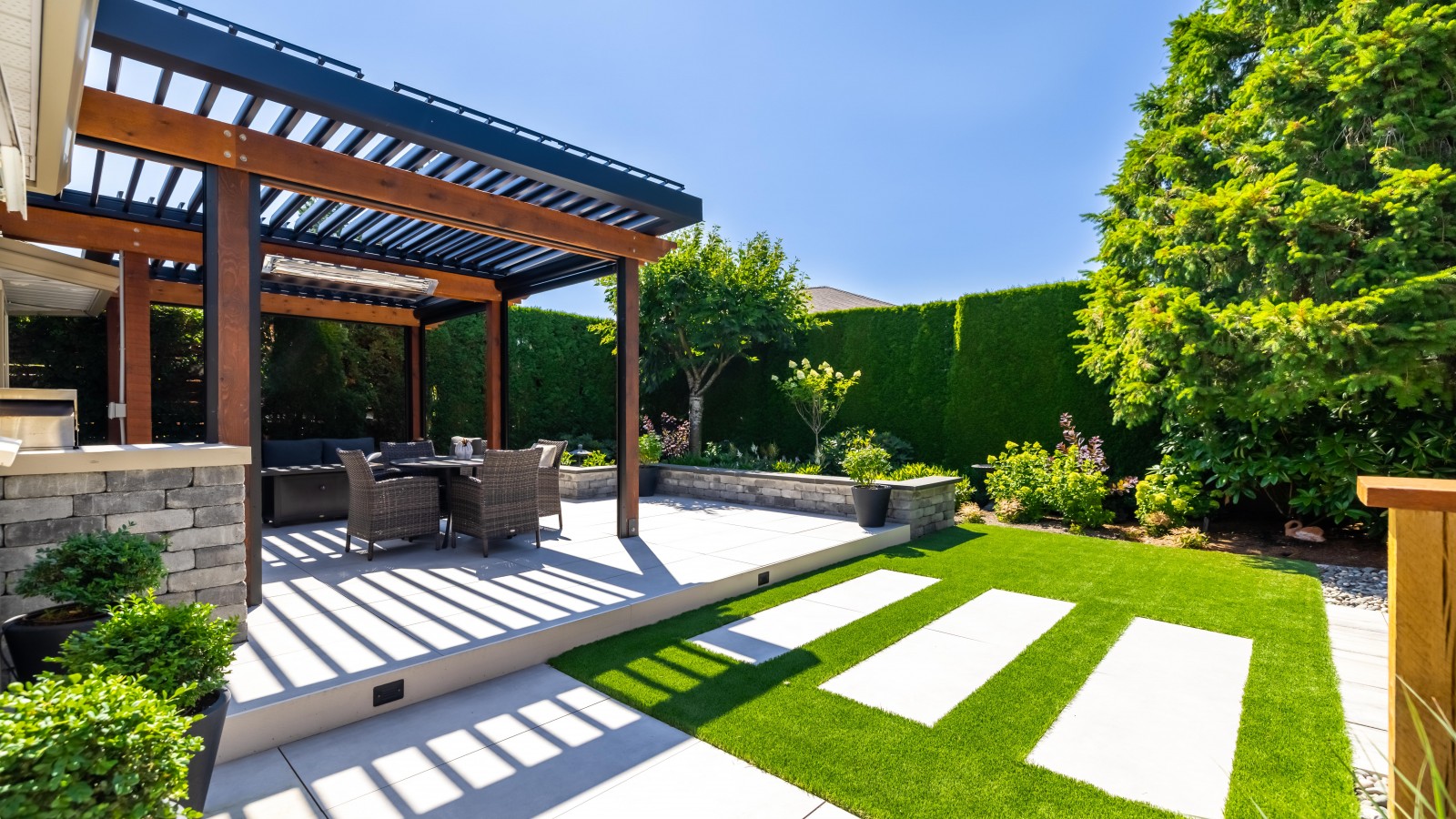 How to Create a Low Maintenance Landscape in Nashville